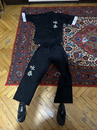 boks elcekleri qiymeti: Kung fu geyimi L razmer ayaqliqlar dis qoruyucusu hamisi bir sade