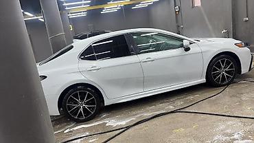 купить crown: Toyota Camry: 2021 г., 2.5 л, Автомат, Бензин, Седан — 2