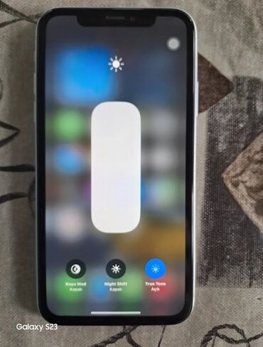 Apple iPhone: IPhone Xr, 64 GB, Ağ, Face ID — 5