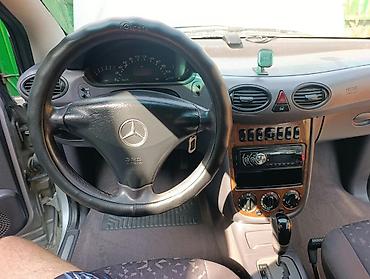 мерседес а клас: Mercedes-Benz A-Class: 2002 г., Автомат, Хэтчбэк — 10