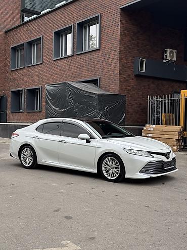 камбой: Toyota Camry: 2018 г., 2.5 л, Автомат, Бензин, Седан — 5