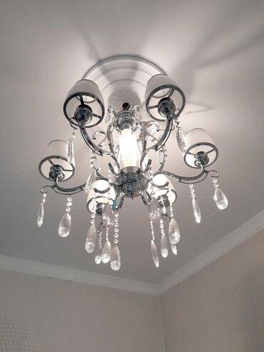 yeni ilə aid sekiller: Çılçıraq, 6 lampa