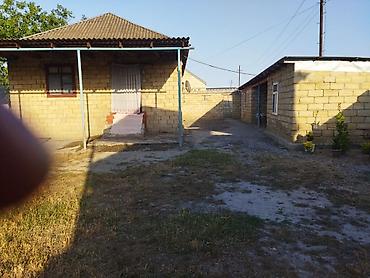 Həyət evləri və villaların satışı: 2 otaqlı, 30 kv. m, Orta təmir — 12