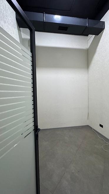 Аренда офисов: Аренда офисов, 213 м², В жилом комплексе, С отдельной кухней, С отдельным сан узлом, С системой безопасности — 11