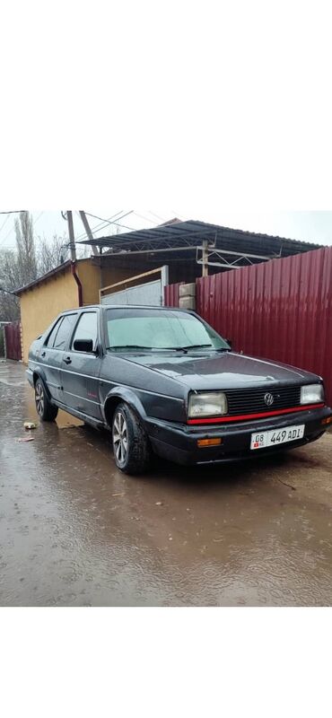 Volkswagen: Volkswagen Jetta: 1991 г., 1.8 л, Механика, Бензин, Седан
