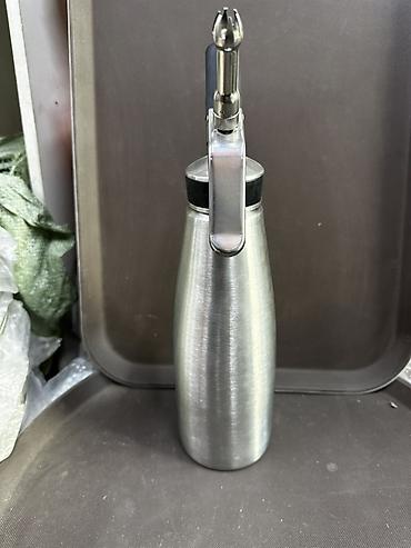 Кондитерский инвентарь: Сифон для взбитых сливок/пен и соусов - Материал корпуса: нержавеющая — 56