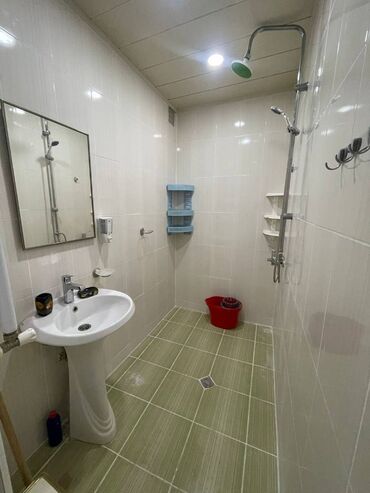 Uzunmüddətli kirayə mənzillər: Mənzil kirayə verilir. Olimpik starın yanında,Tibb universitetinə — 4