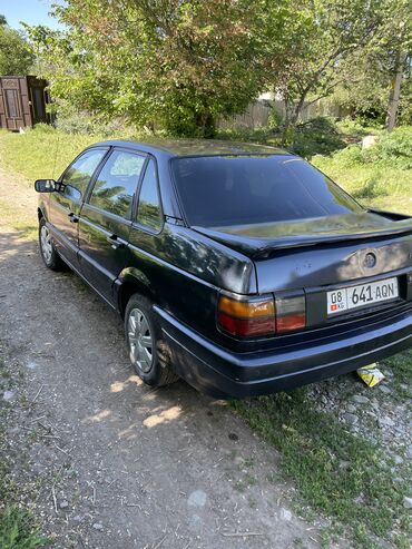 зил мотор: Volkswagen Passat: 1989 г., 1.8 л, Механика, Бензин, Седан