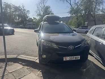 4 vd: Toyota RAV4: 2013 г., Кроссовер — 3