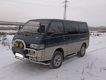 mitsubishi delica: Mitsubishi Delica: 1993 г., 2.5 л, Автомат, Дизель, Внедорожник