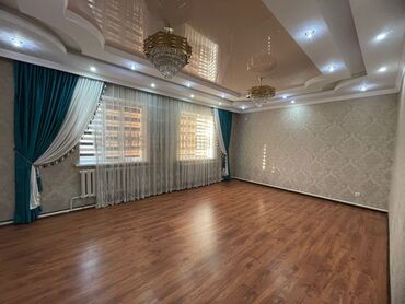 Долгосрочная аренда домов: 200 м², 6 комнат — 3