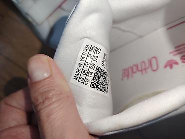 adidas šuškavac: Dečije patike Adidas – model sa čičak trakama Ug 18,5cm - Boja: bela — 4