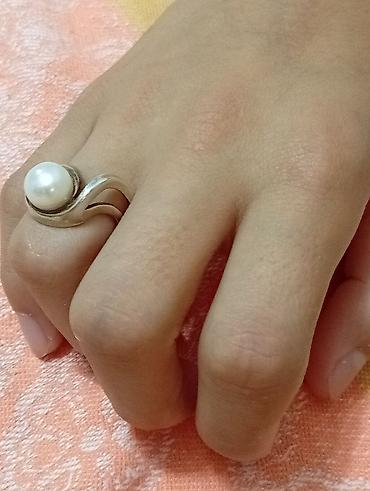 Серебряное кольцо с жемчугом - Материал: серебро (визуально белый at lalafo.kg Серебряное кольцо с жемчугом - Материал: серебро (визуально белый