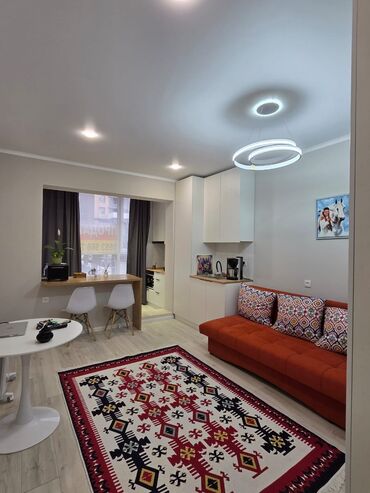 квартира студия с панорамными окнами: 1 бөлмө, 27 кв. м, 107-серия, 1 кабат, Евроремонт