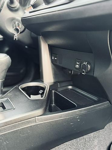 Toyota: Toyota RAV4: 2018 г., 2.5 л, Автомат, Бензин, Кроссовер — 12