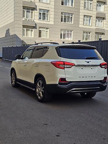 c 220: Ssangyong Rexton: 2019 г., 2.2 л, Автомат, Дизель, Внедорожник — 3