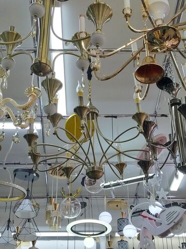 Çilçıraqlar: Çılçıraq, 9 lampa, Metal