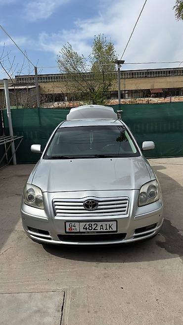 с кочкор авто: Toyota Avensis: 2004 г., 1.8 л, Кол менен иштөөчү, Бензин, Седан — 1