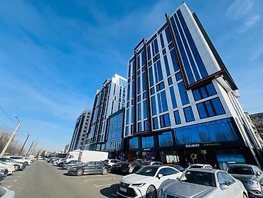 офисы в центре: Аренда офисов, 262 м², В бизнес центре, С видом на горы, 1 линия, С отдельной кухней — 2