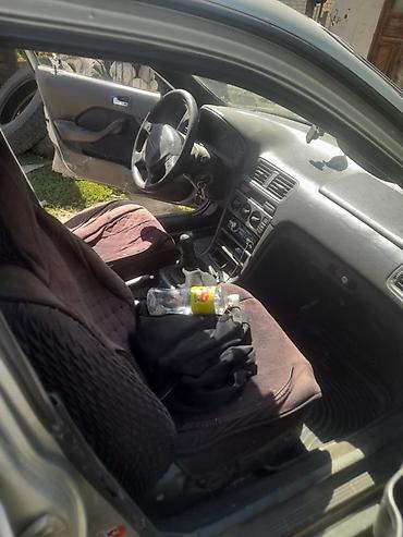 Honda Accord: 1999 г., 1.6 л, Механика, Бензин, Седан — 2