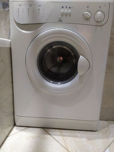 стиральная машинка малютка с отжимом: Стиральная машина Indesit, Б/у, Автомат, До 5 кг, Полноразмерная
