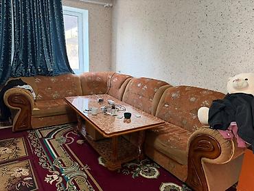 Бурчу бар дивандар: Бурчу бар диван, Жастыктар менен — 2