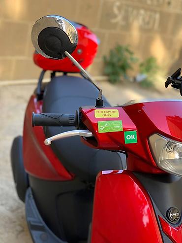 2 el scooter: Salam, mopedi Təzədi . Türkiyənindi. Cızığı belə yoxdu. Dəyərindən — 8