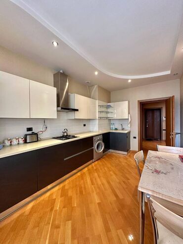 Uzunmüddətli kirayə mənzillər: Nərimanov rayonu,Heydər Əliyev mərkəzi arxası,Edem mmc,Neptunun — 9