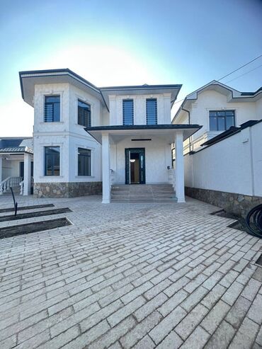 куплю дом рассрочку каракол: Дом, 280 м², 6 комнат