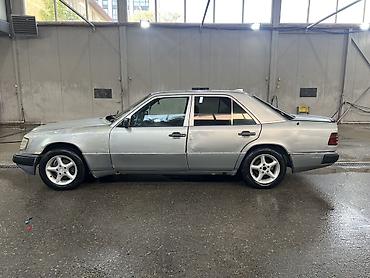 Продажа авто: Mercedes-Benz W124: 1991 г., 2.3 л, Бензин, Седан — 3
