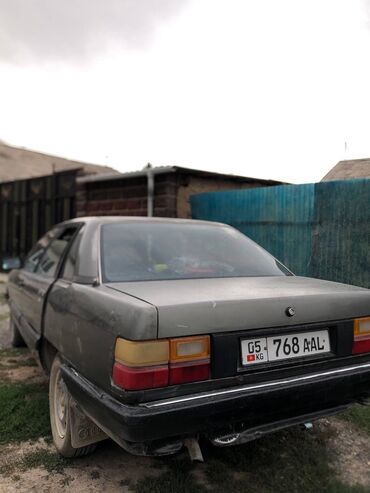 100 с4: Audi 100: 1987 г., 2.3 л, Механика, Бензин, Седан