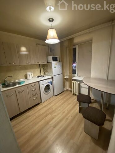 Продажа квартир: 1 комната, 32 м², Индивидуалка, 2 этаж