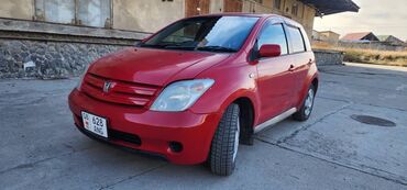 Toyota: Toyota ist: 2002 г., 1.5 л, Автомат, Бензин, Седан