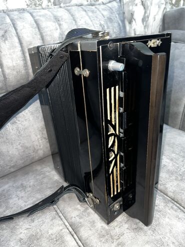 Akkordeonlar: Akustik Akkordeon — 6