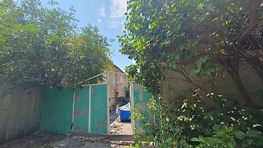 территория: Продаётся дом, с.Восток ул. Карла-Маркса. На территории имеется летняя — 5