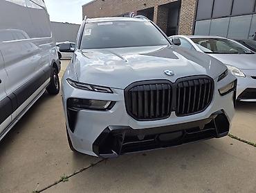 семиместный внедорожник: BMW X7: 2022 г., 3 л, Автомат, Бензин, Кроссовер — 1