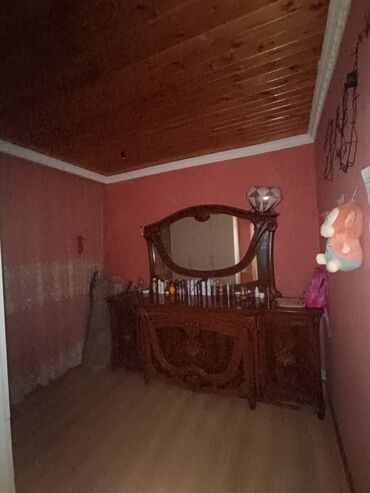 Kirayə qaraj: Satılır Abşeron rayon Məhəmmədli kəndində esas yola 700metr mesafede — 12