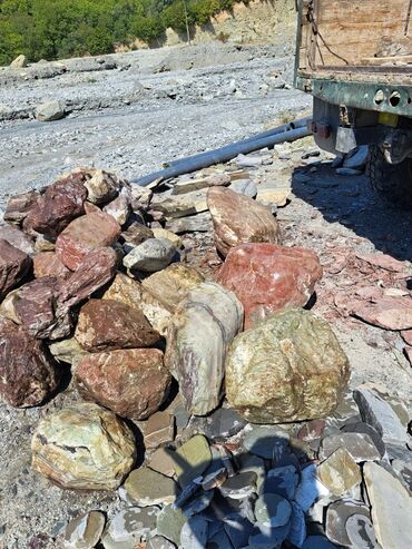 Qiymətli daşlar: Her Nov tebi daşlarin satişi ve sifarişi — 9