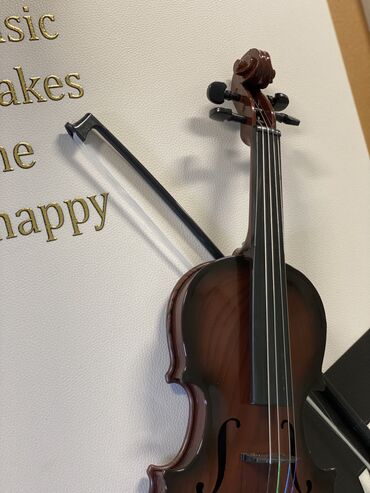 Şəkillər, tablolar: Mini skripkalı tablo hədiyyə üçün ideal seçimdir. 50x70 ölçüsündədir -da lalafo.az — 8 Şəkillər, tablolar: Mini skripkalı tablo hədiyyə üçün ideal seçimdir. 50x70 ölçüsündədir — 8