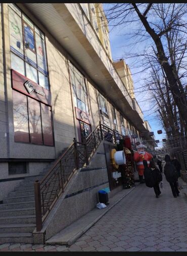 аренда помещения для швейного цеха: Срочно сдается помещение С общей площадью 800 м2 Расположен по первой