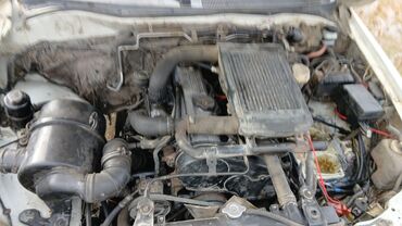 Mitsubishi: Mitsubishi L200 pikap – ikicərgəli kabin, arxa bortlu yük yerinə — 6