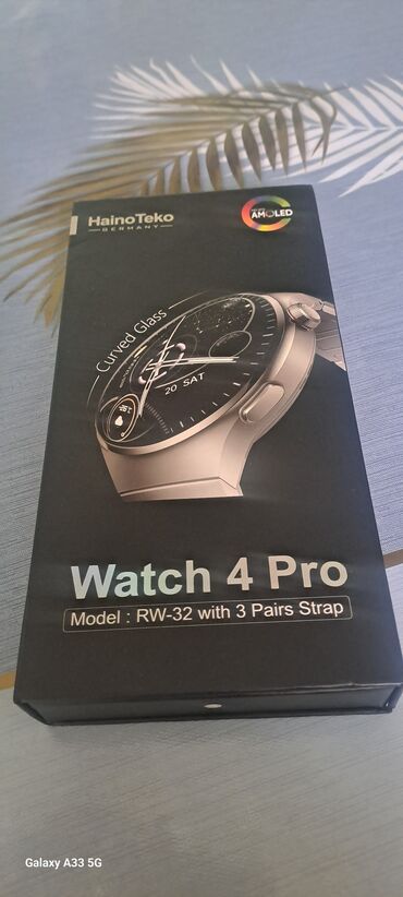 samsung watch 4: Samsung Galaxy S22, rəng - Qara, Düyməli, Sensor