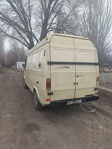 Mercedes-Benz: Mercedes-Benz T1: 1993 г., 3 л, Ручные, Дизель, Фургон — 11