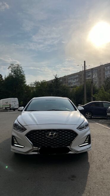 продаю соната: Hyundai Sonata: 2018 г., 2 л, Автомат, Газ, Седан