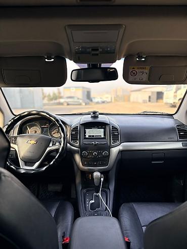Chevrolet: Chevrolet Captiva SUV - Kuzov: qara rəng, iri radiator barmaqlığı ilə — 13