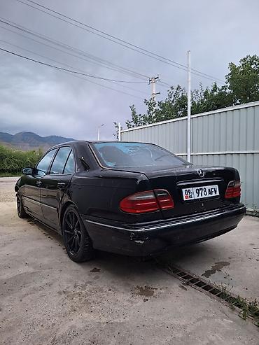 автоком: Mercedes-Benz E-Class: 2001 г., 3.2 л, Автомат, Бензин, Седан — 5