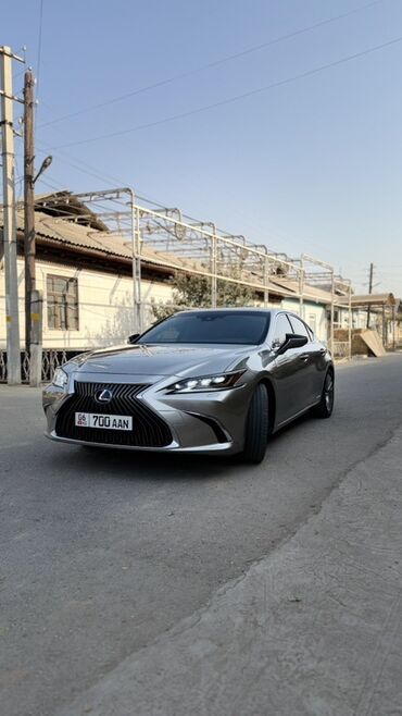 набор инструментов: Lexus ES: 2019 г., 2.5 л, Автомат, Гибрид, Седан