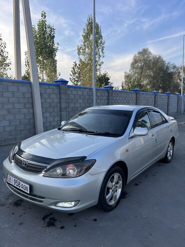 хорошим состоянием: Toyota Camry: 2004 г., 2.4 л, Автомат, Газ, Седан