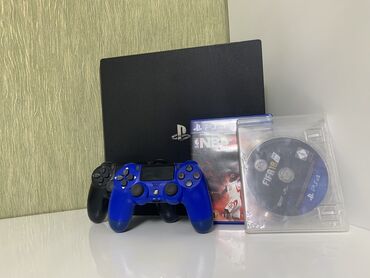 PS4 (Sony PlayStation 4): Продаю PlayStation 4 PRO В идеальном состоянии Не шумит не клубная