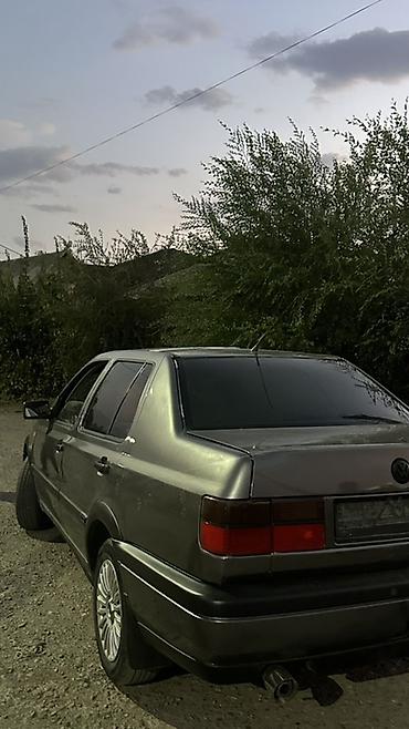 венто 1995: Volkswagen Vento: 1993 г., Седан — 5